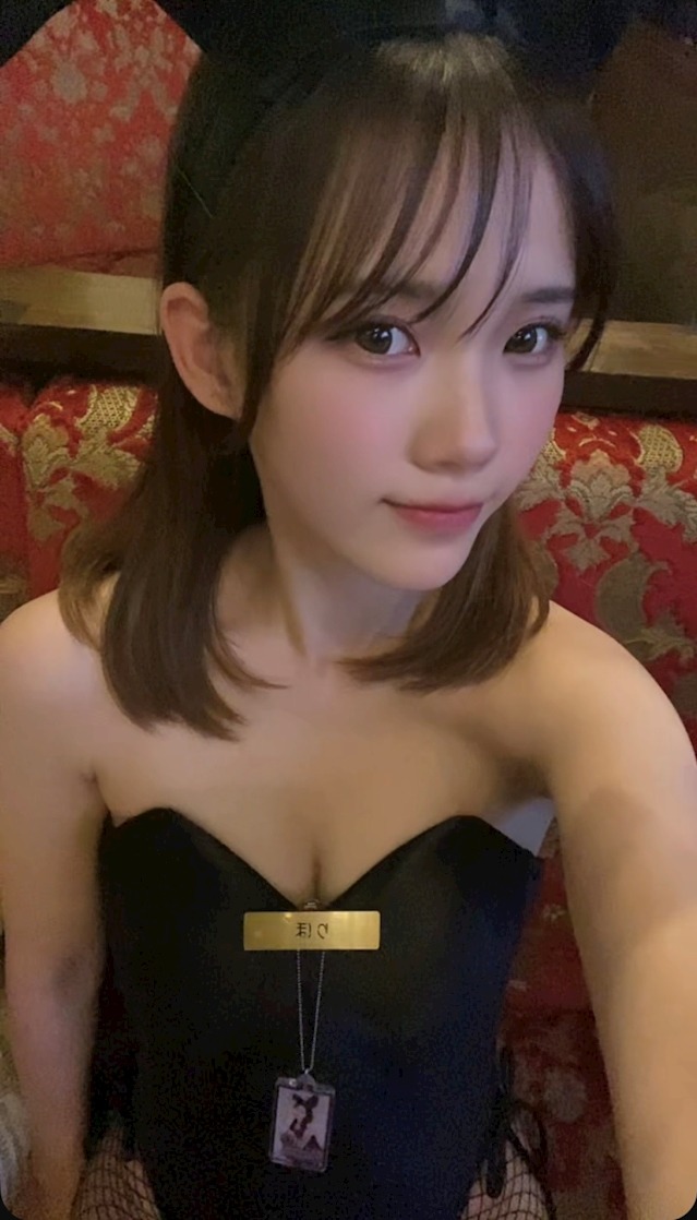 ARK&LUNA 岐阜駅前店（アークアンドルナ） りほ