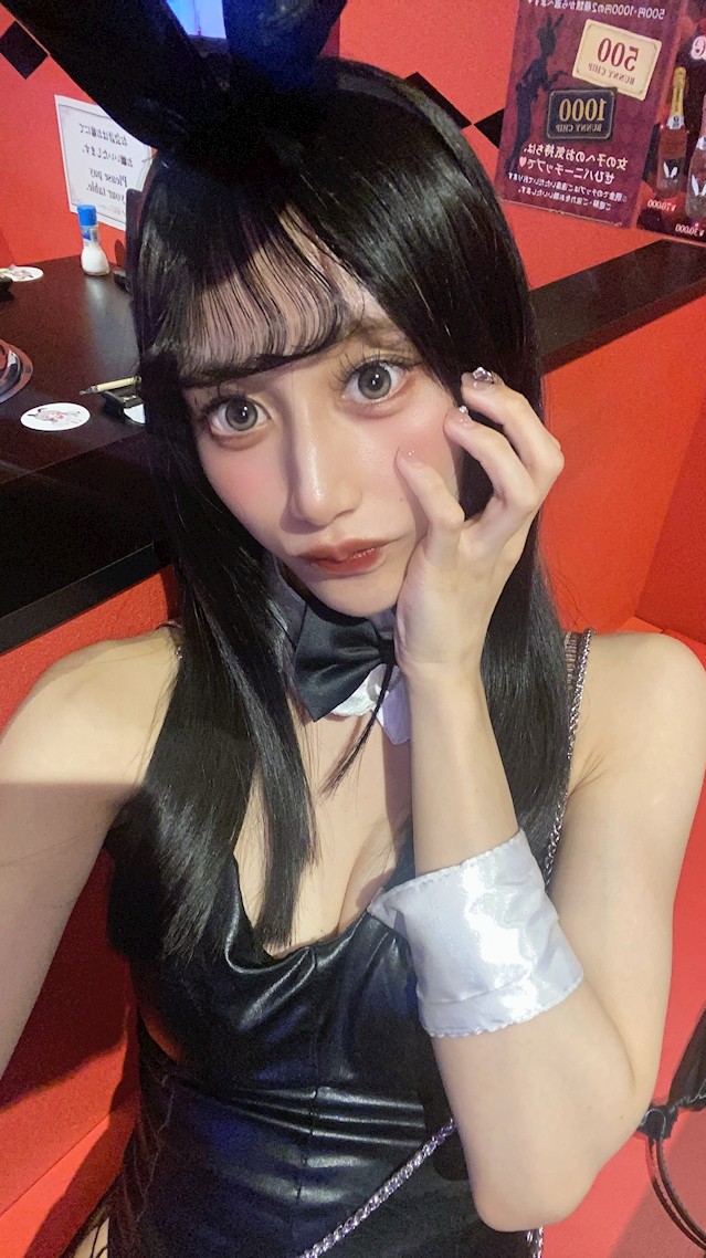 焼肉とバニーガール梅田店 るな