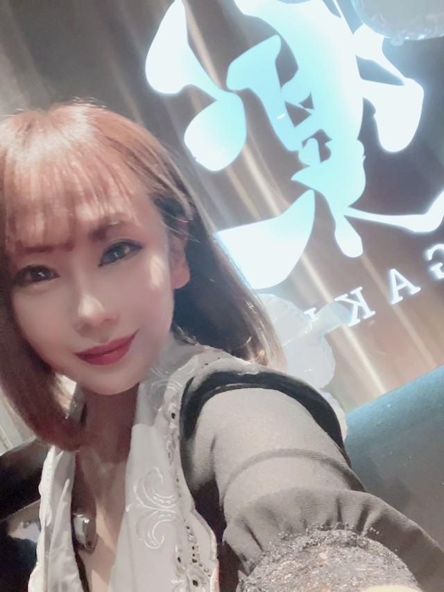 楽 GAKU 金山本店（ガク） さざなみ ありさ