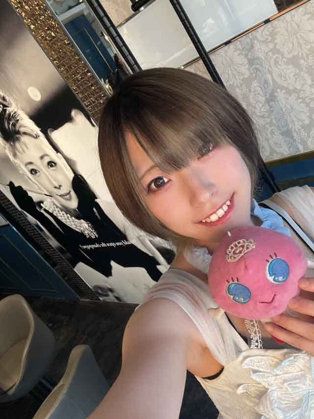 【岡山駅前】Queen（クイーン） うい