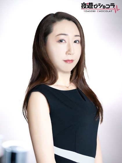 Lounge　露草花（ツユクサ） 川口美穂ママ