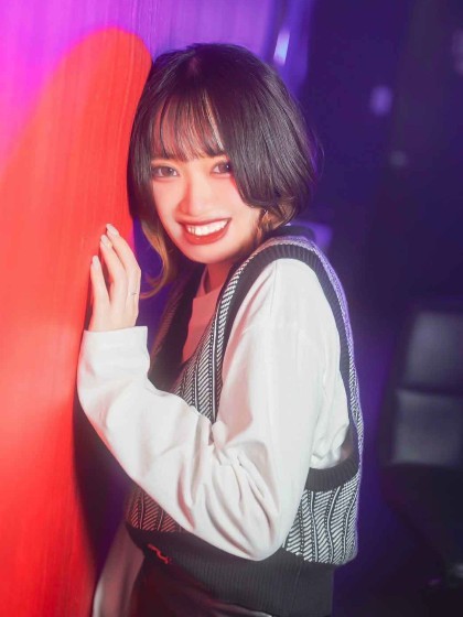 歌舞伎町 Girl's Bar ViVi（ヴィヴィ） えな