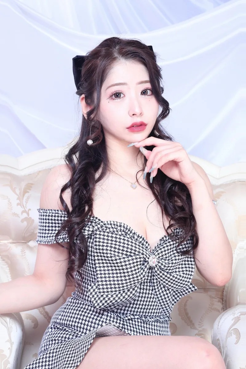 VEROUGE（ヴェルージュ） 卯月かのん