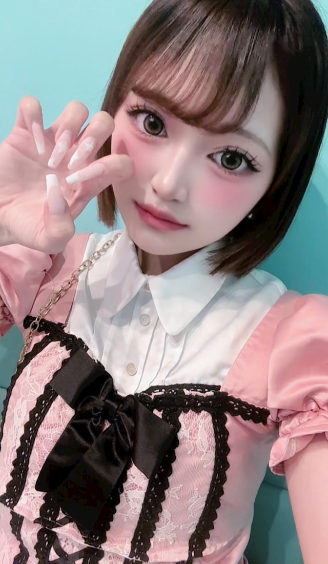 PINK MONSTER & MINTY MONSTER神戸三宮 はるか