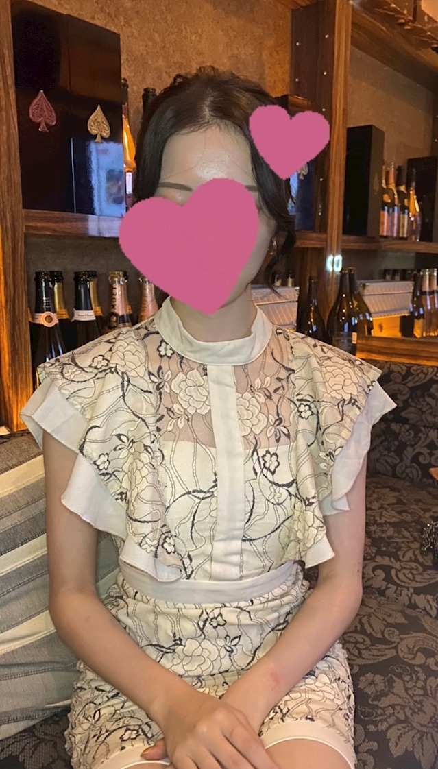Lounge 35° Tokyo（ラウンジサンジュウゴドトウキョウ） もも