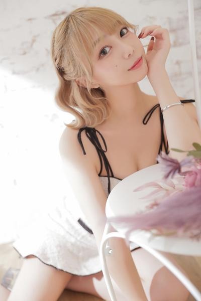 GLAMOROUS OVER（グラマラスオーバー） わか なな