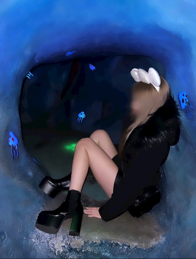 Luna（ルナ） あやな