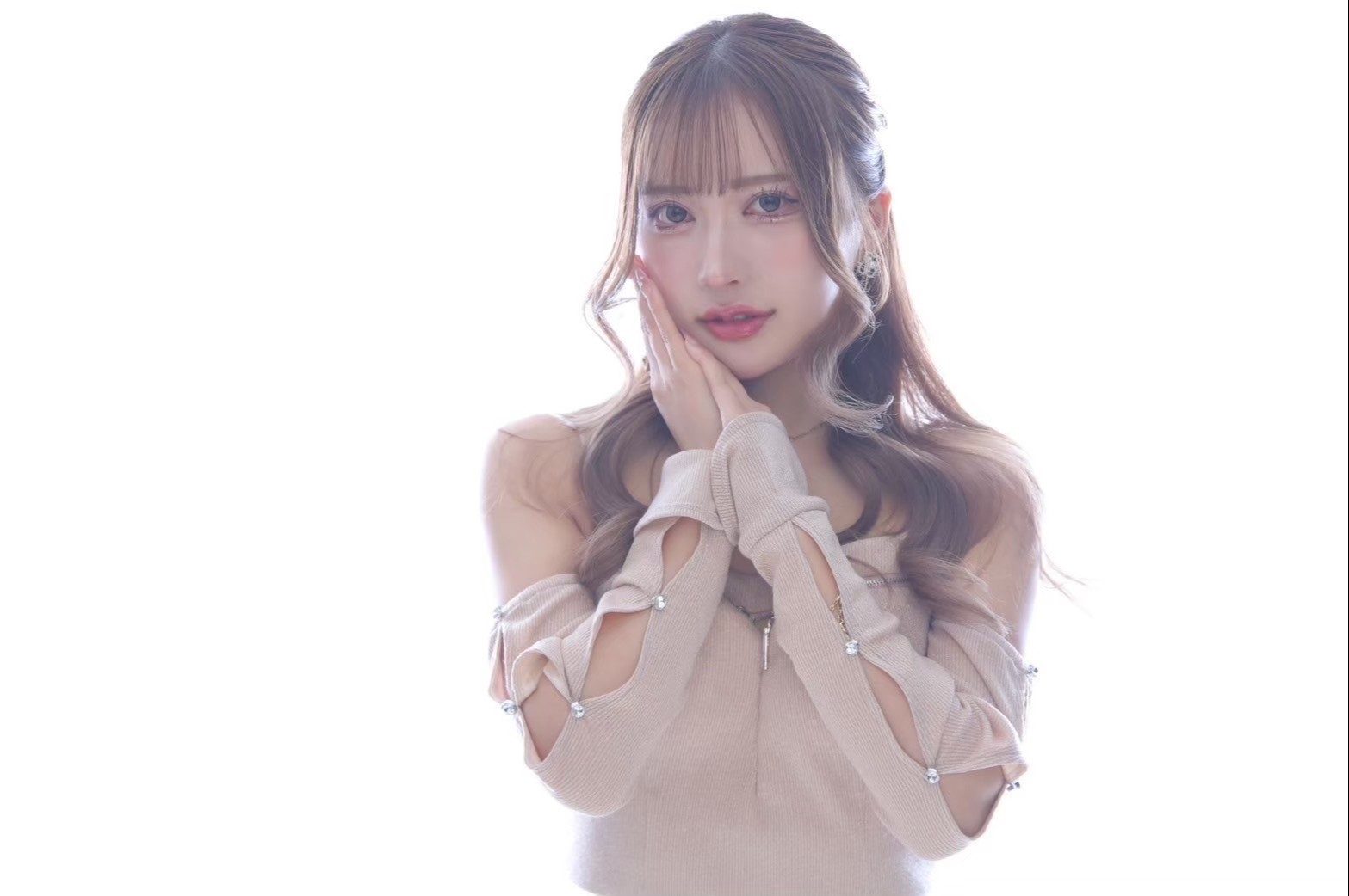 LIZ LOUNGE（リズ ラウンジ） 白金 かんな