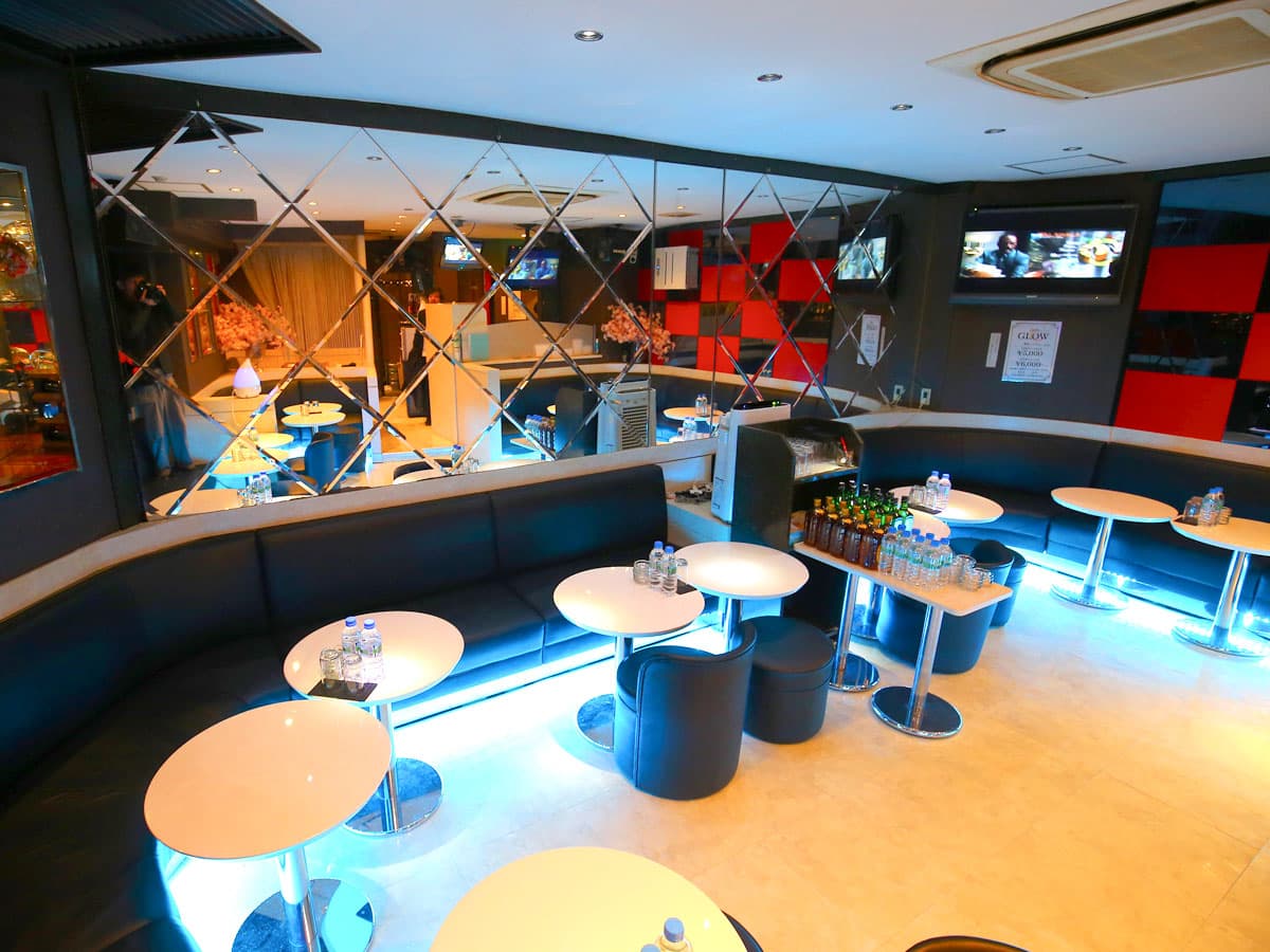 Bar Lounge(トミーズ・カフェ)