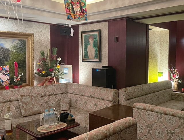 【松山】クラブ絹（きぬ）