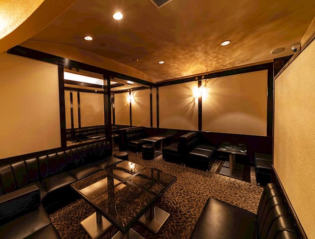 Cafe de Roji (カフェ ド ロジ)