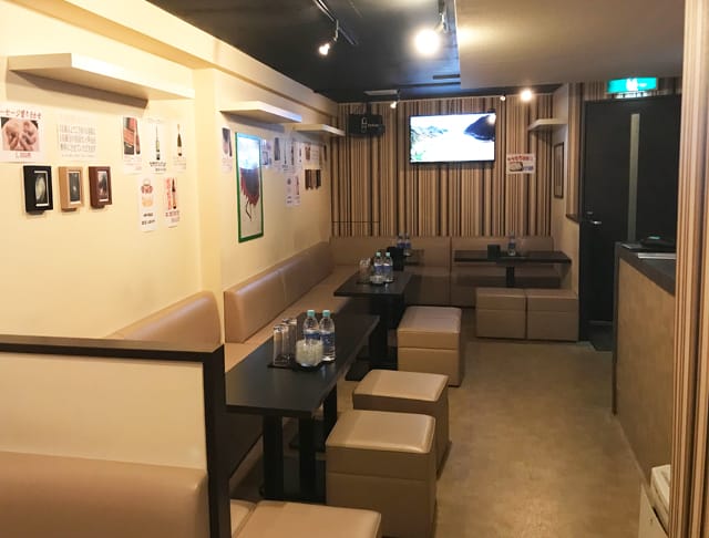 CLUB QUEENS~クイーンズ~