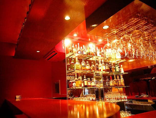 Wine Bar Age(ワインバー・アージュ)