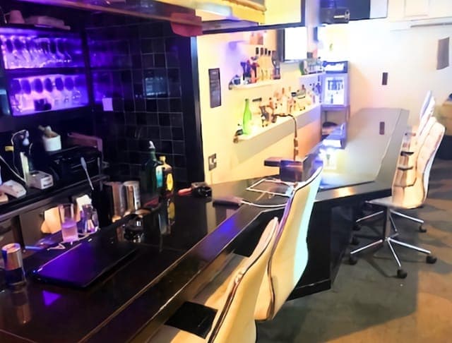 六本木ガールズバー人気ランキング 夜遊びショコラ 六本木近くのお店の口コミあり