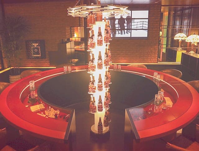 LOUNGE BAR hanako (ラウンジバー ハナコ)