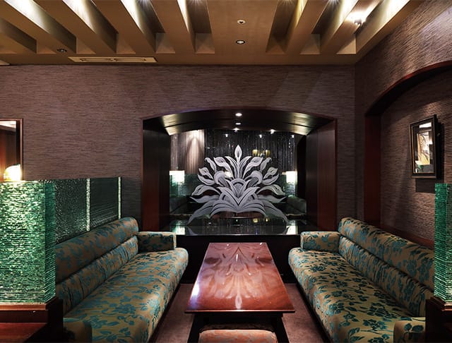 CLUB TRESOR (トレゾア)
