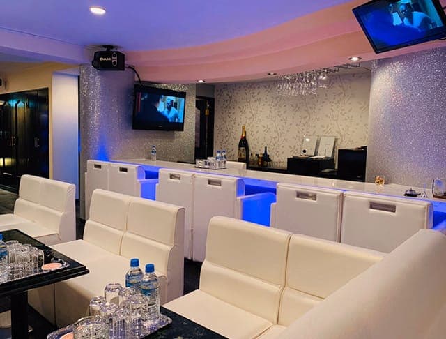 Nadeshiko ナデシコ 心斎橋 口コミ情報なら 夜遊びナイトタウン