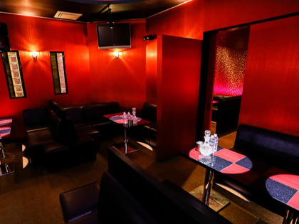 LOUNGE PHOENIX(フェニックス)
