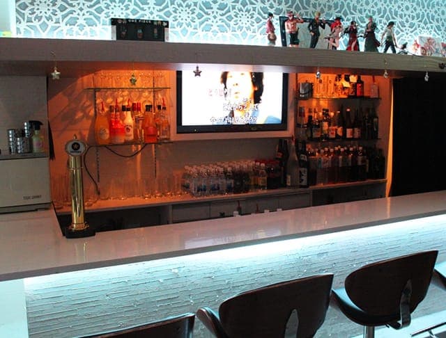 Girls Bar SHINE(シャイン)