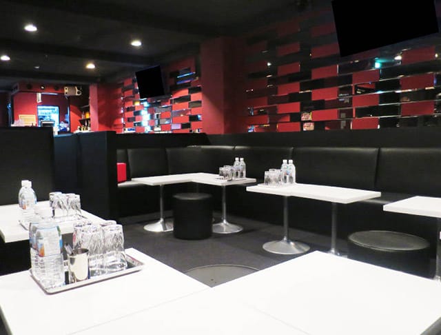 エヴァモーション 西中島店