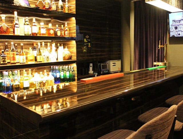 Y's BAR BASE(ワイズバーベース)