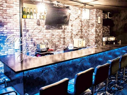 Girls bar Lucy(ルーシー)