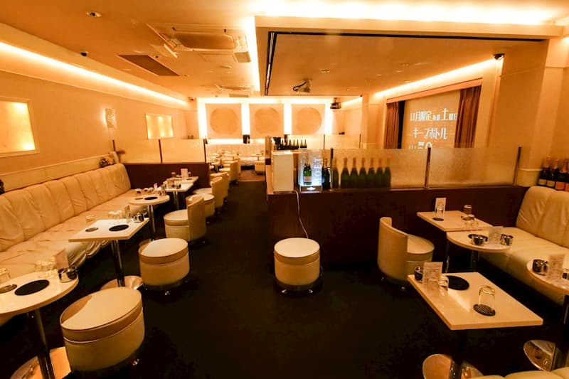 ChouChou 新橋SL店(シュシュ)