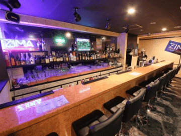 【昼・夜】Cafe & Bar lion(リオン)