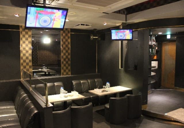 CLUB LIERRE(リエール)