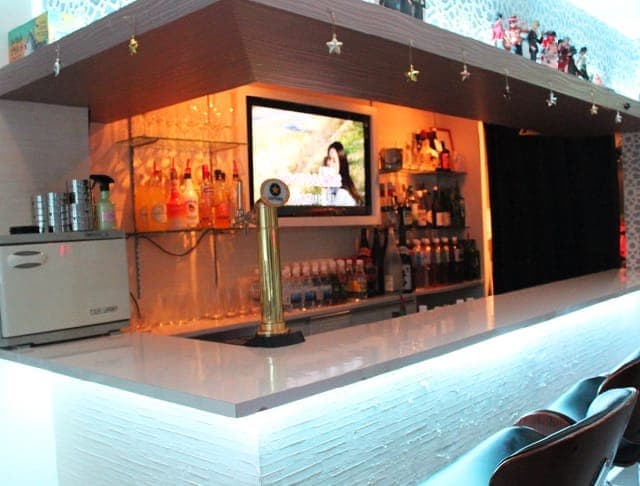 Girls Bar SHINE(シャイン)