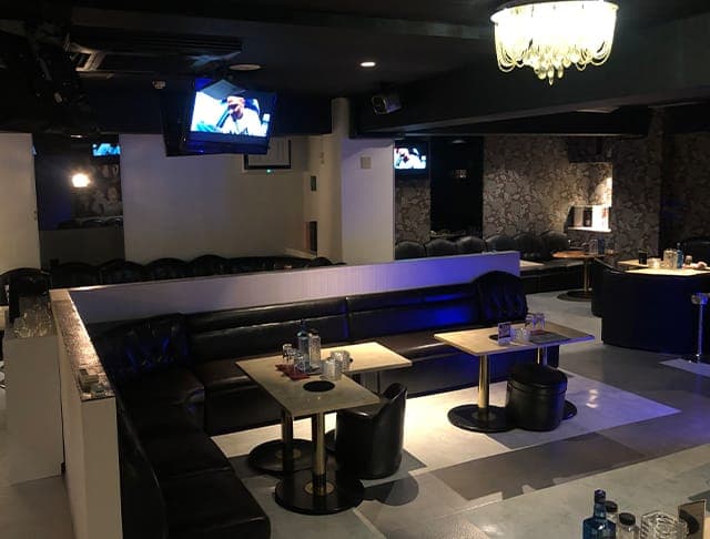 Club DAMIANI(ダミアーニ)