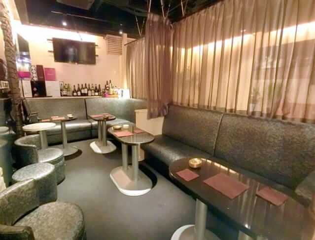 NEW CLUB BARNEYS TOKYO(ニュークラブ バーニーズトーキョー)