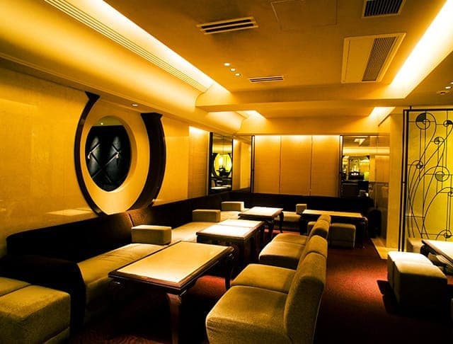 Club UNJOUR (アンジュール)