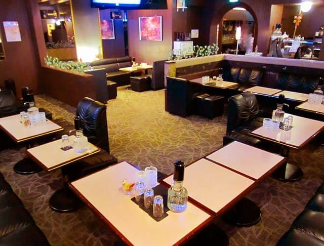 club Revuru(レヴール)
