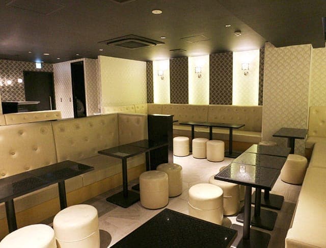 club Rosanna(ロザーナ)