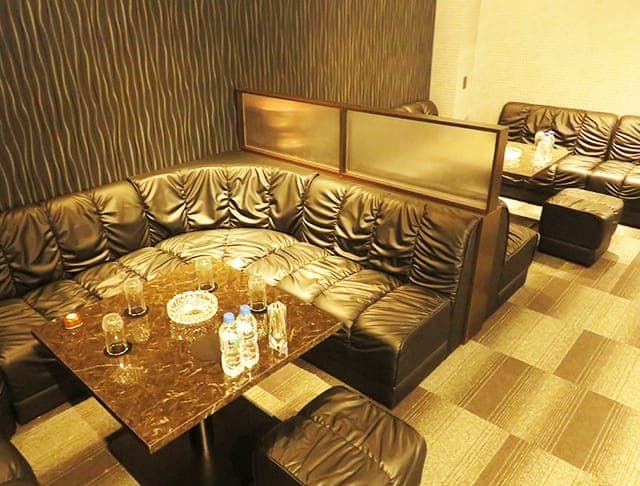 Lounge K ReVa(クレバ)
