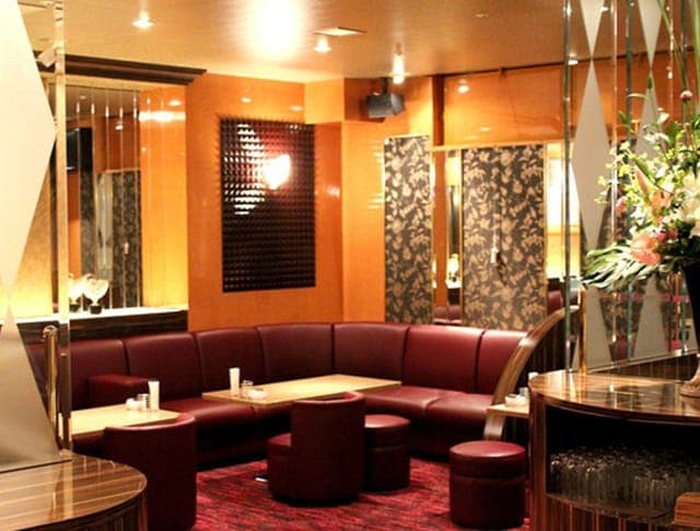 CLUB ZEUSE (ゼウス)