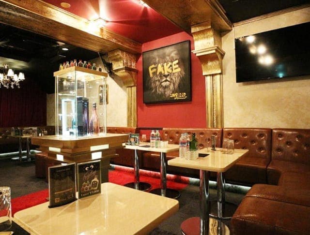 Club FAKE(フェイク)