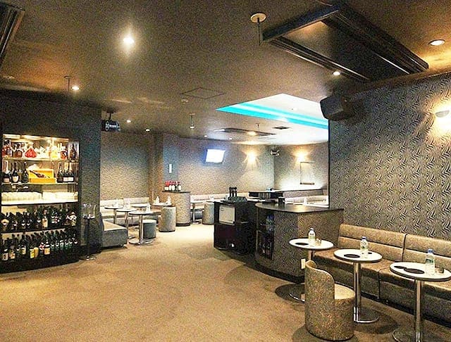 【朝】CLUB D (ディー)